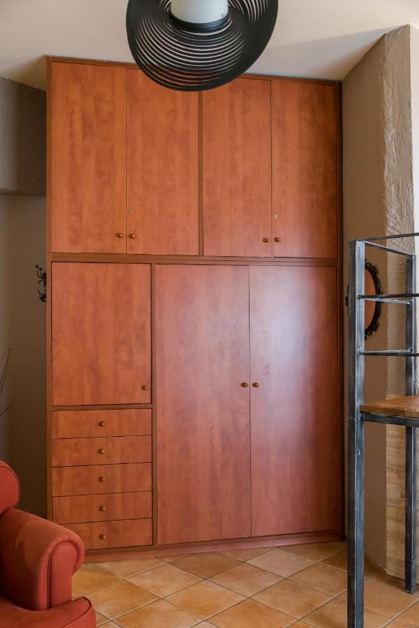 The Heart Of Plaka Apartment Athens Luaran gambar
